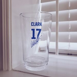 NHL Wendel Clark 17 Signature Glass Cup Collectable